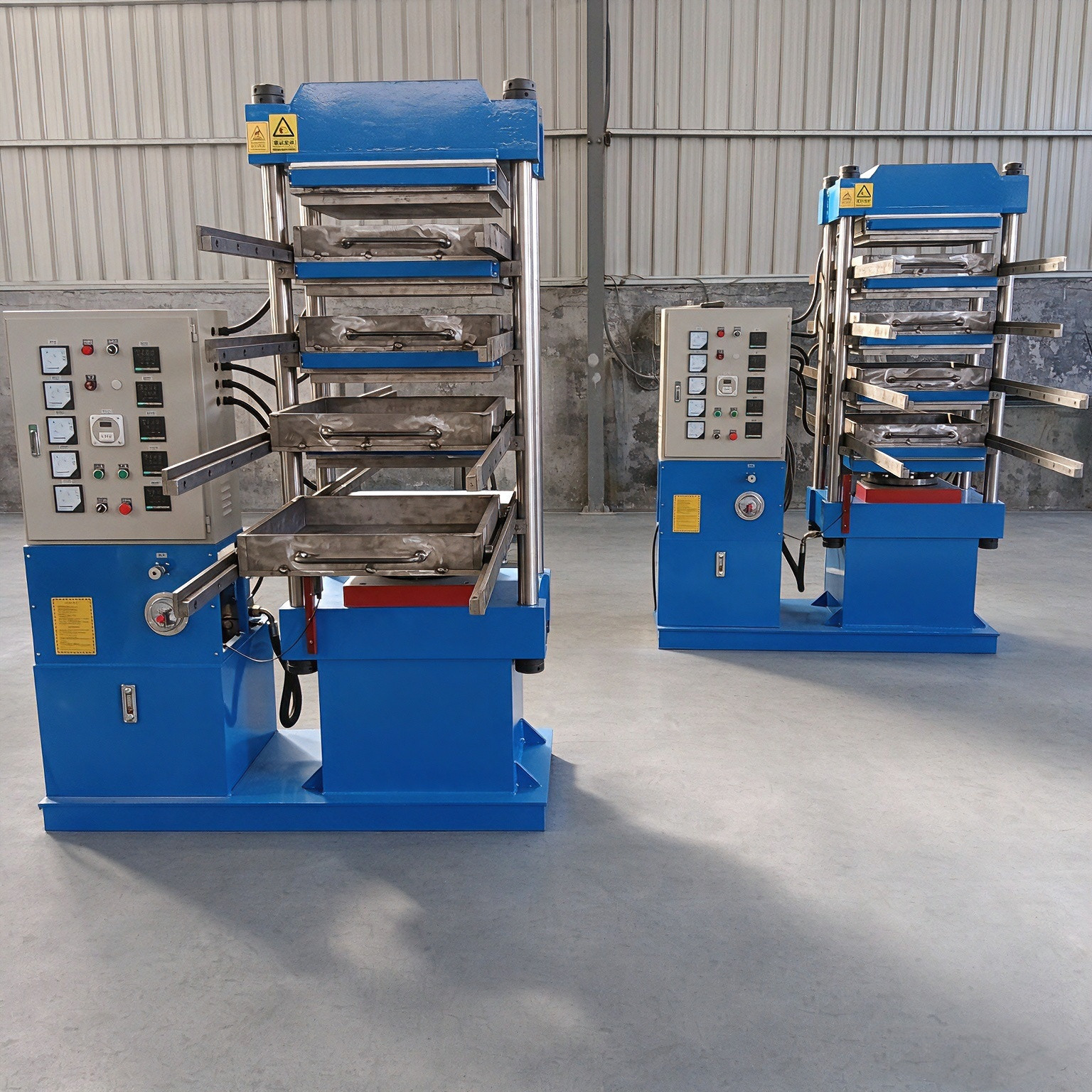 XLB-550×550×4/0.50MN Floor Tile Vulcanizing Machine